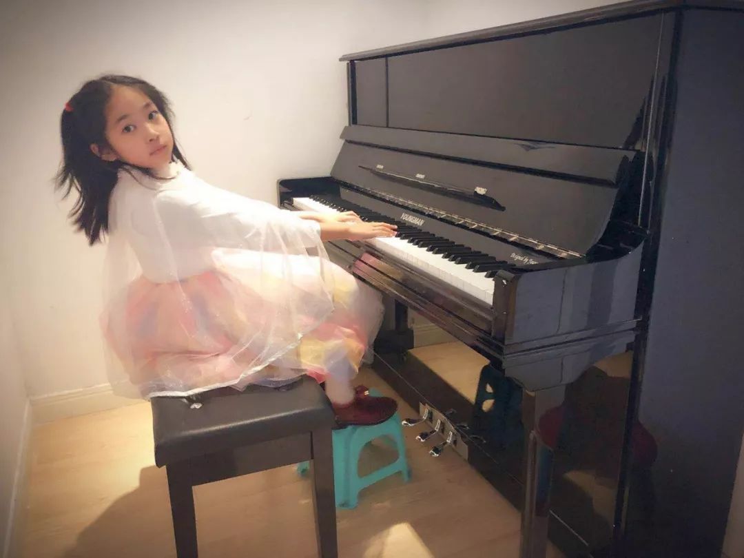 儿童节穿上这条仙气十足的礼服裙，你家小公主妥妥占据C位|二宝爸淘货