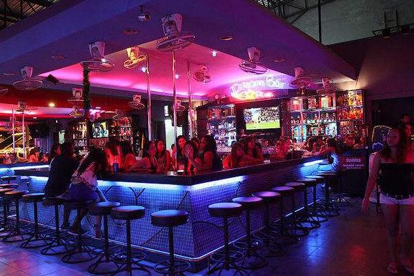 泰国是怎么样的国家,泰国究竟是个怎么样的国家