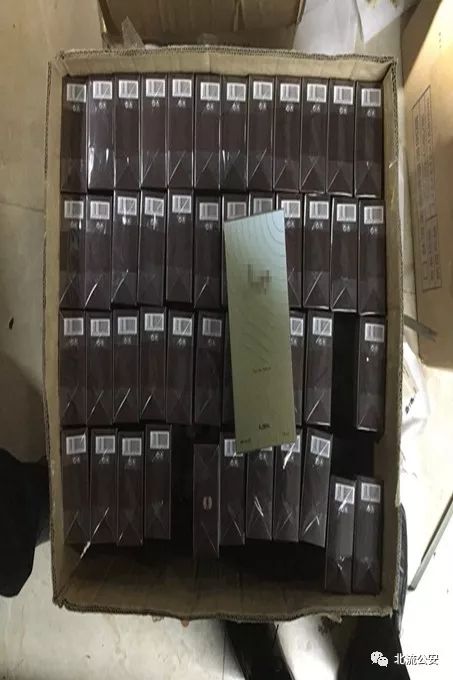 小姐姐们要哭？北流警方捣毁一地下工厂，查获“名牌香水”等5万多瓶！