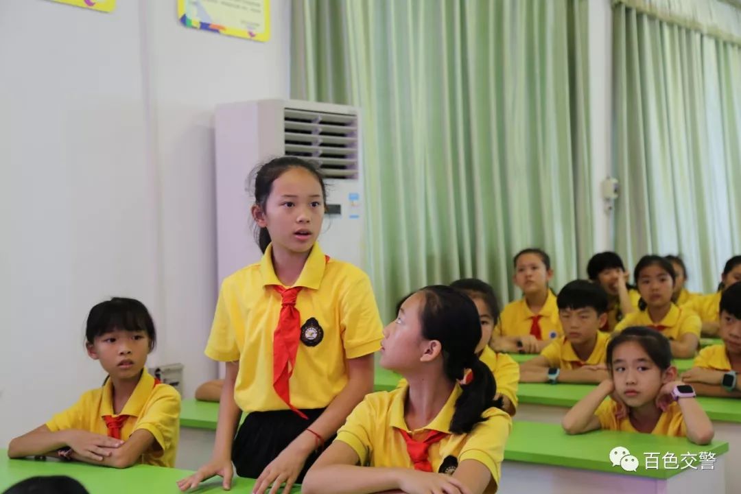 国家交通安全绘画比赛第一名,第七届全国交通安全绘画二等奖