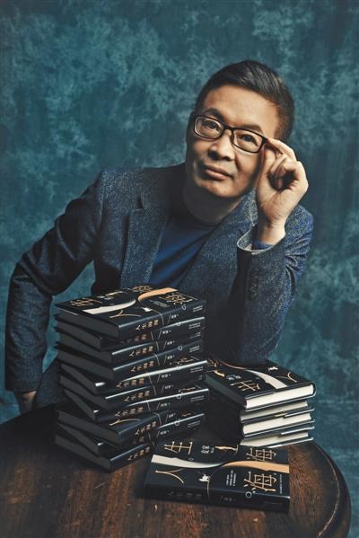 写一个人的人生经历,纠缠写一个句子