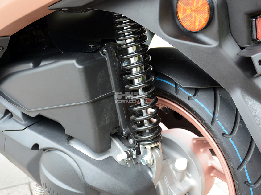 雅马哈巡鹰125和铃木uy125哪个好,本田裂行125和雅马哈巡鹰125比较