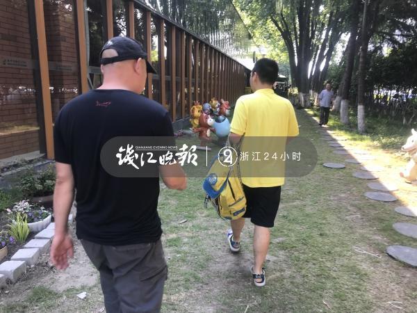 一个自闭症患儿家庭的7年,一个自闭症的家庭