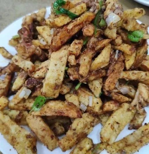 大连赶海抓海鲜的最佳地点黑石礁,大连市区蚬子赶海地点推荐