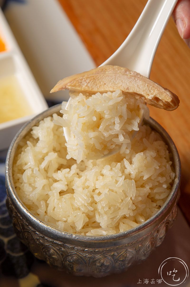 浦东新地标480米,上海浦东逛吃一条街