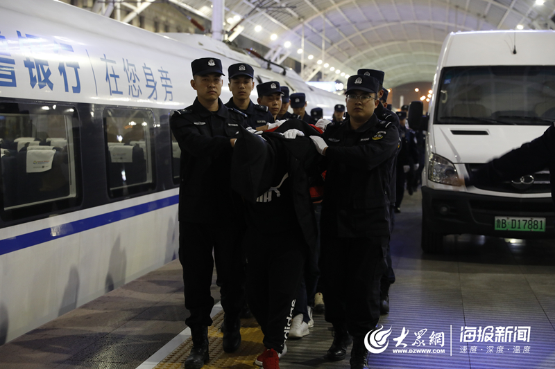 微商连环诈骗案,00后诈骗团伙专挑微商