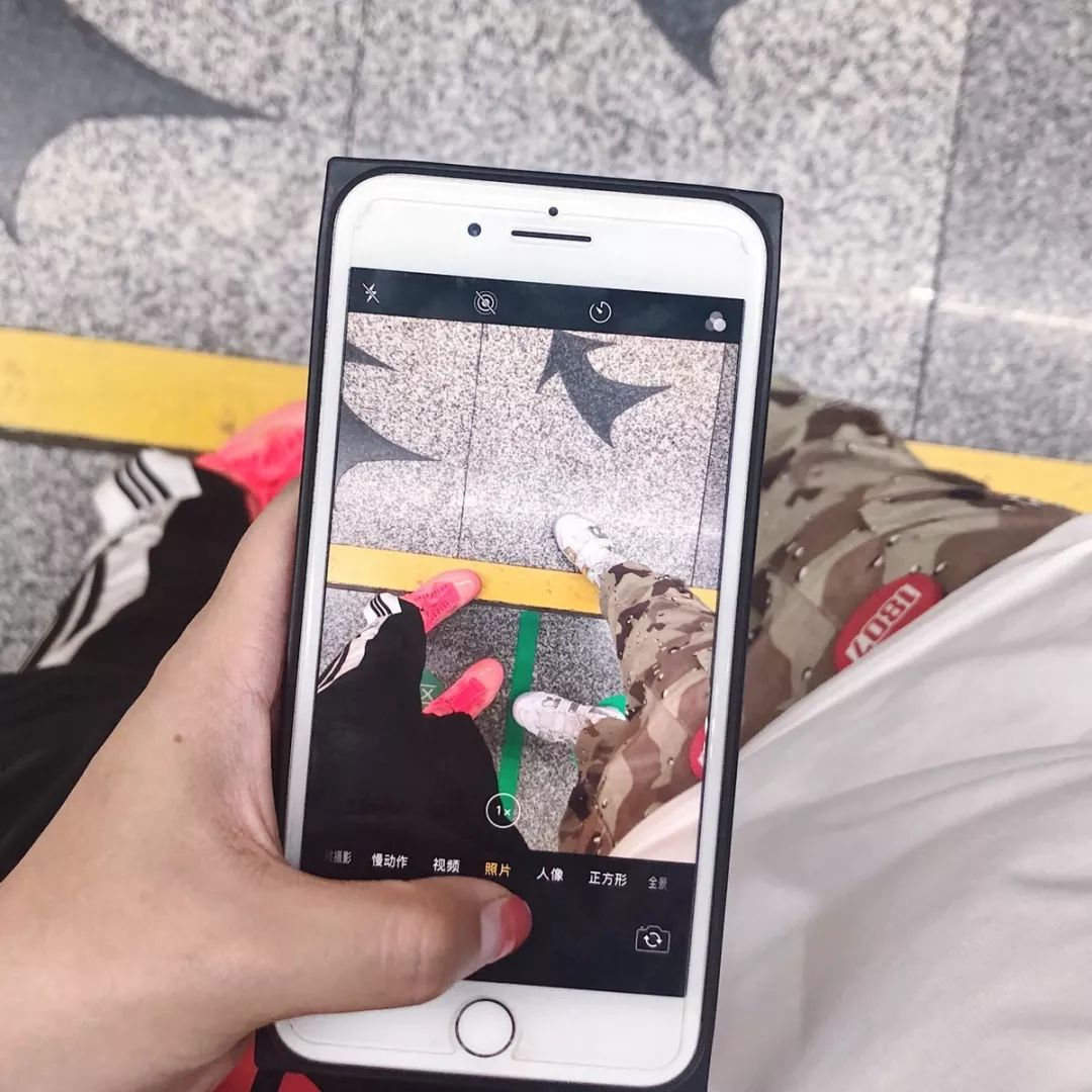 adidasyeezy天使,adidasyeezy罗斯