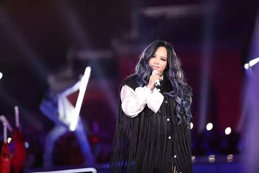 47岁张惠妹瘦照,47岁张惠妹瘦40斤减肥成功案例