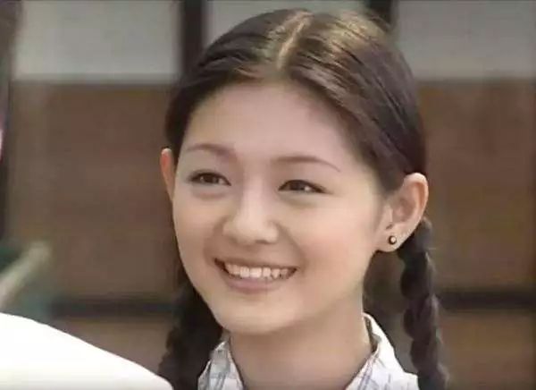 47岁张惠妹瘦照,47岁张惠妹瘦40斤减肥成功案例