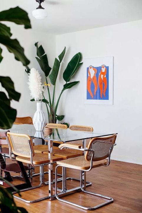 年轻人开始买藤编家具了？因为他们想回家养老了…