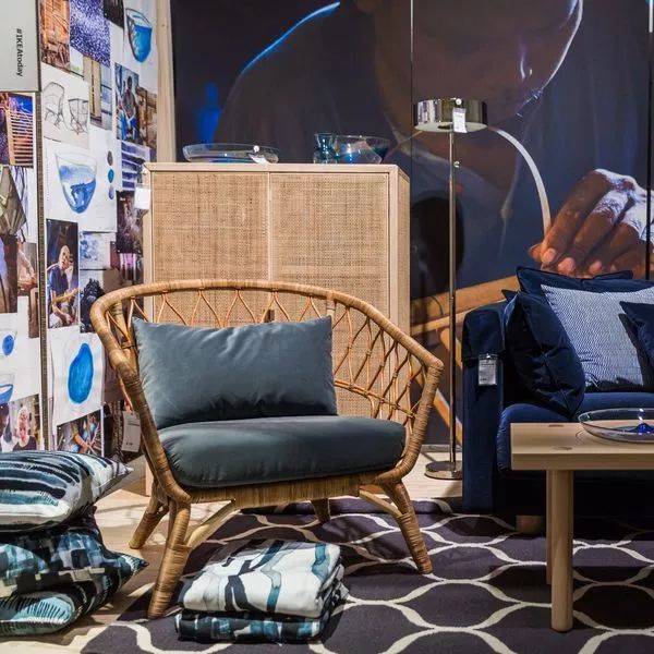 年轻人开始买藤编家具了？因为他们想回家养老了…