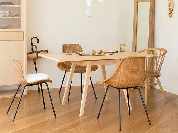 年轻人开始买藤编家具了？因为他们想回家养老了…