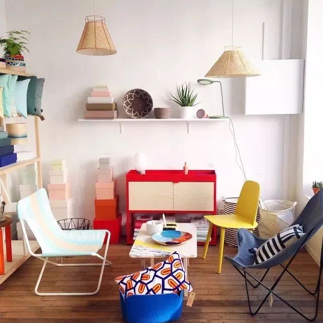 年轻人开始买藤编家具了？因为他们想回家养老了…