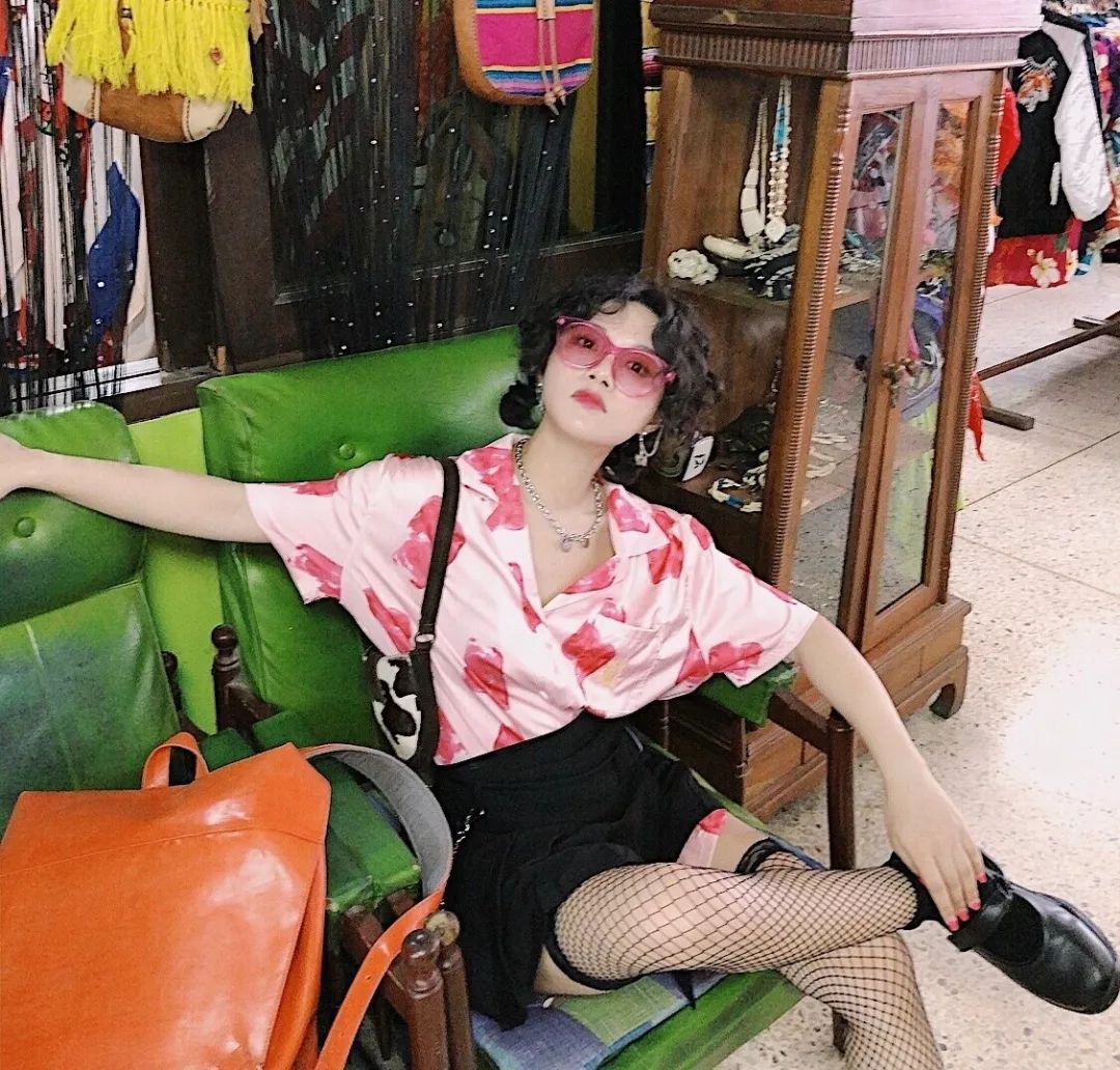 保姆拍照pose教程,保姆级拍照姿势很火