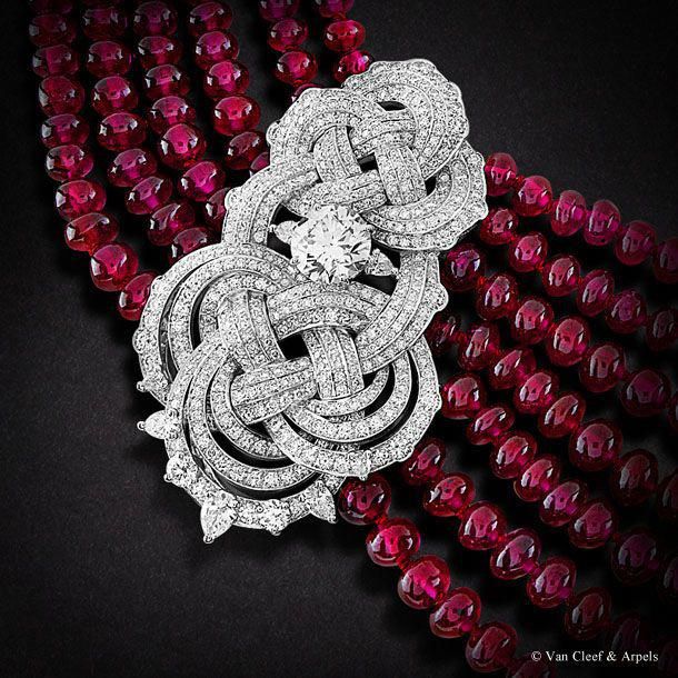 十大顶级珠宝包包品牌排名,好看的珠宝品牌推荐