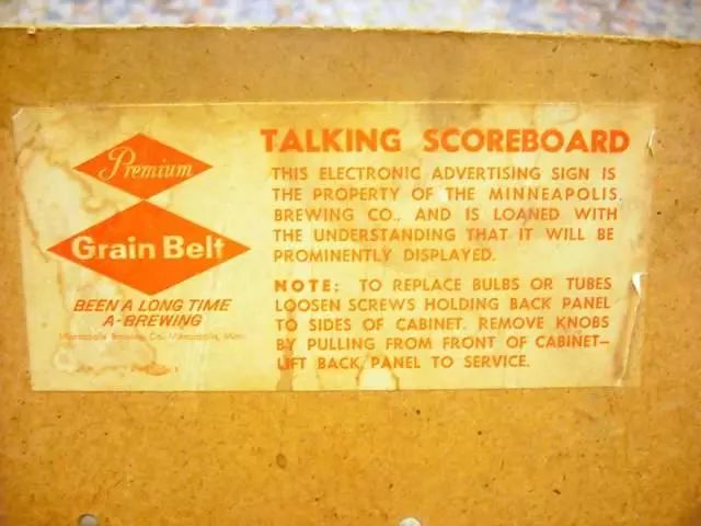 「无线电史话」足球迷专属“记分卡”收音机，1965年这款5电子管产品制造商成谜