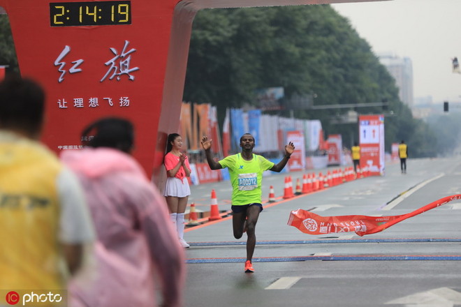 亚瑟士gelkayano28跑50米体测行吗,亚瑟士gel-kayano25代测评