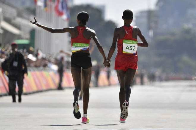 亚瑟士gelkayano28跑50米体测行吗,亚瑟士gel-kayano25代测评