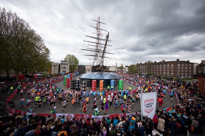 亚瑟士gelkayano28跑50米体测行吗,亚瑟士gel-kayano25代测评