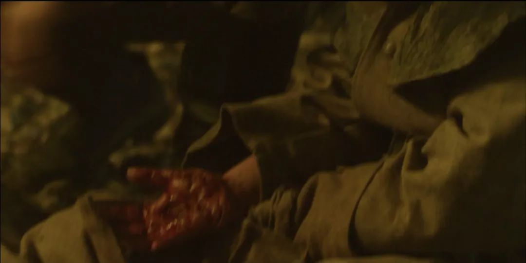 切尔诺贝利清理屋顶的士兵,切尔诺贝利清理石墨的士兵