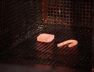 锁怎么一提就锁上呢,锁怎么弄才能从里面反锁不了