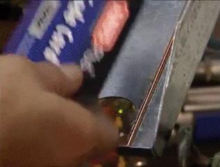 锁怎么一提就锁上呢,锁怎么弄才能从里面反锁不了