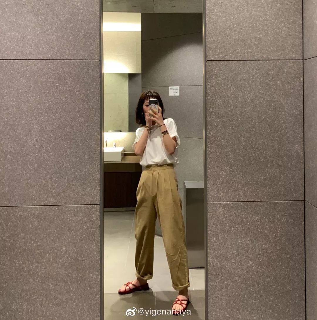 写真馆衣服推荐,各种各样的服装写真馆