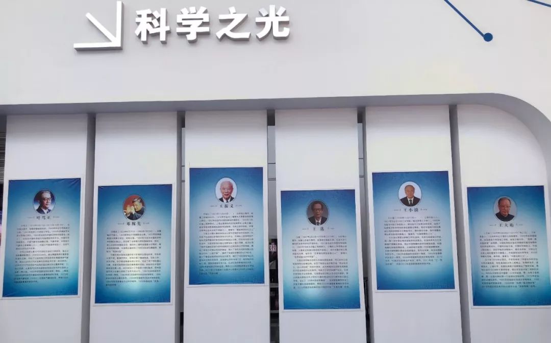 你见过会跳街舞的机器人吗？科博会上这些高科技产品让人大开眼界！