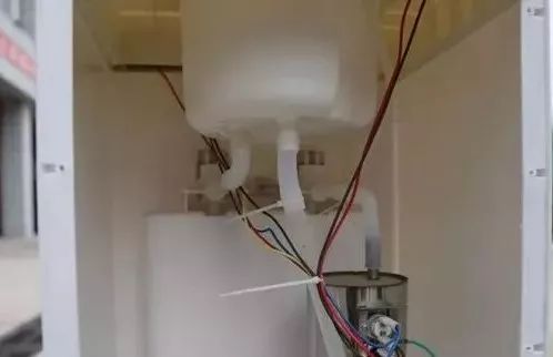 消防知识露天燃烧的危害,消防饮水机灭火