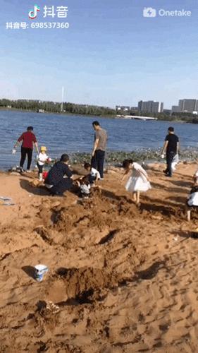 龙子湖沙滩游乐场在什么位置,蚌埠龙子湖网红沙滩多少钱