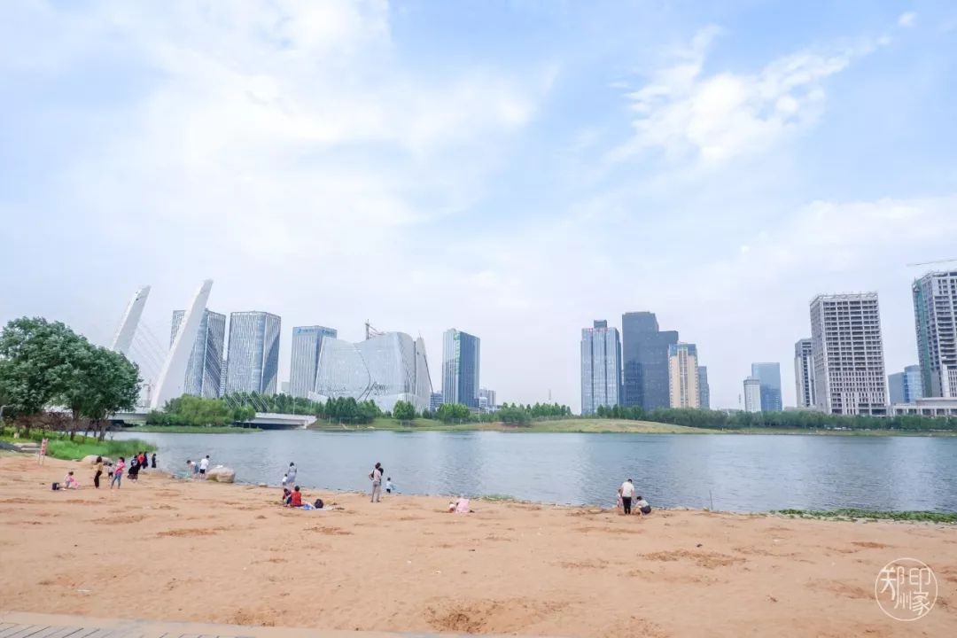 龙子湖沙滩游乐场在什么位置,蚌埠龙子湖网红沙滩多少钱