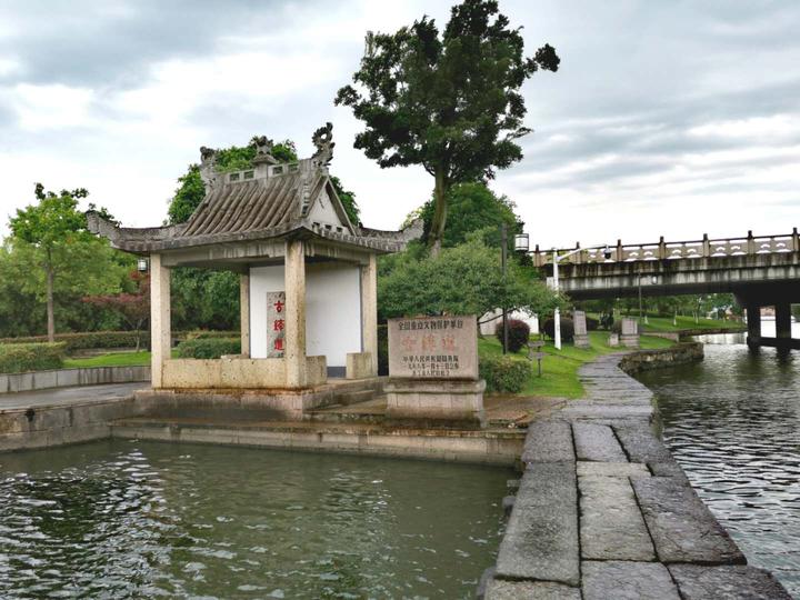 白玉长堤路,白玉长堤美景图片