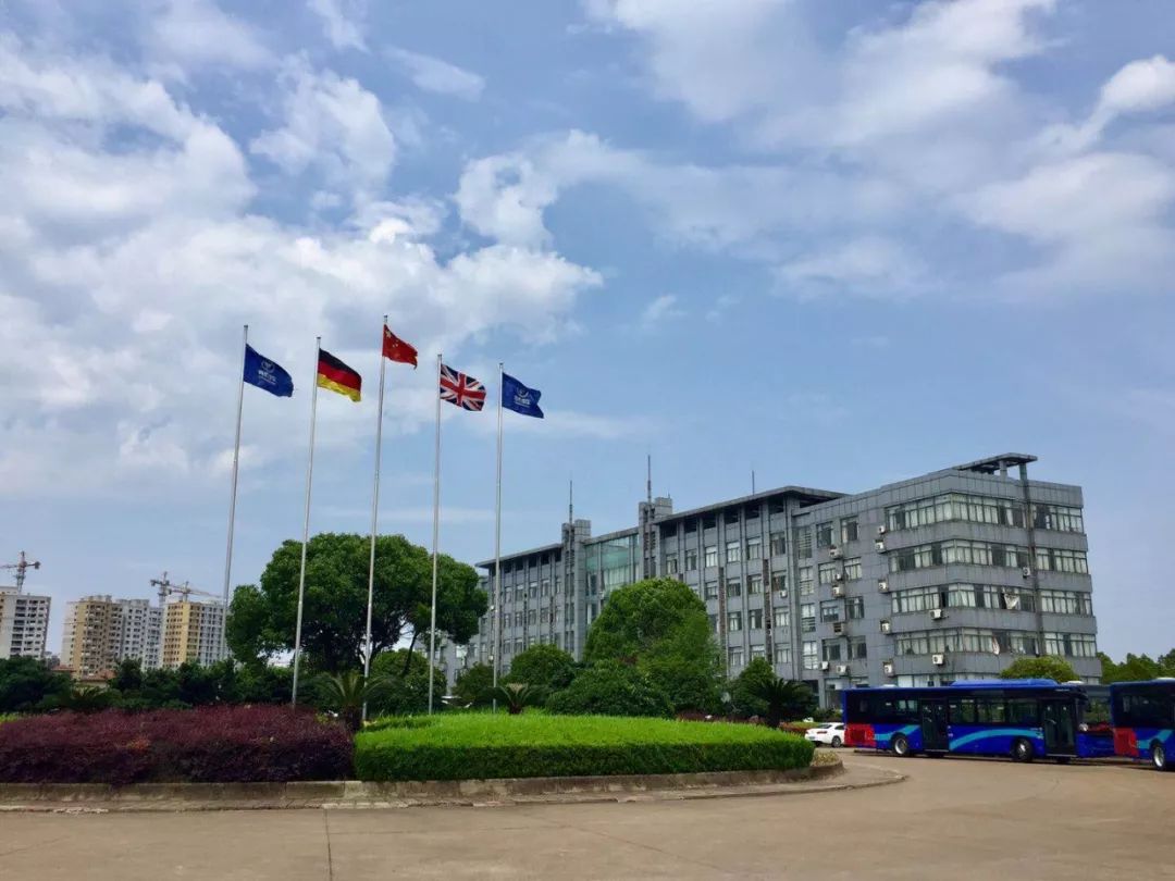 一线|走进金华,青年汽车为何“僵而不死”?