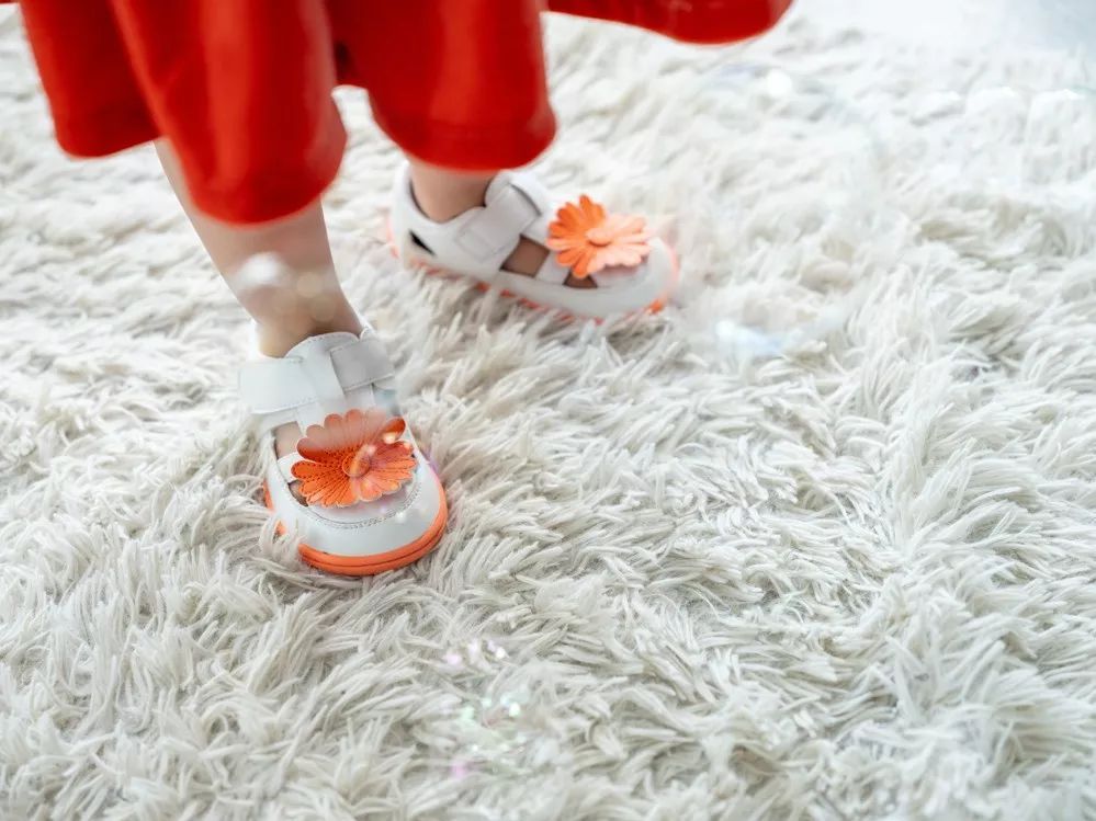 小蓝羊儿童凉鞋,舒适百搭不磨脚粗跟凉鞋推荐