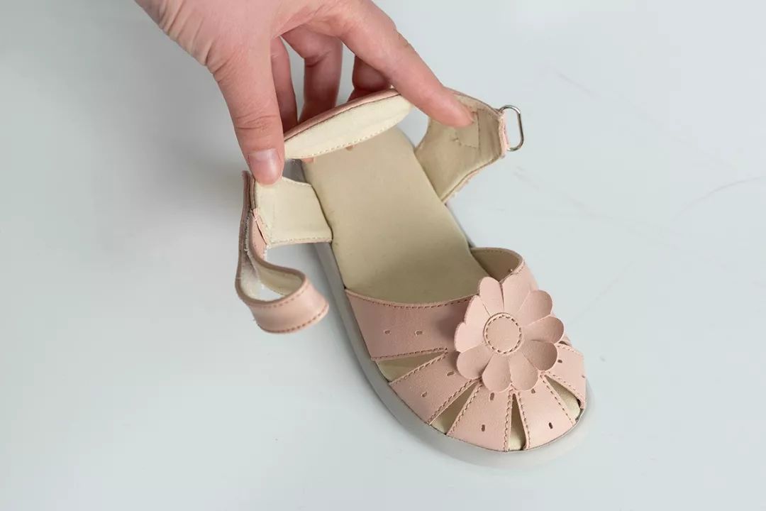 小蓝羊儿童凉鞋,舒适百搭不磨脚粗跟凉鞋推荐