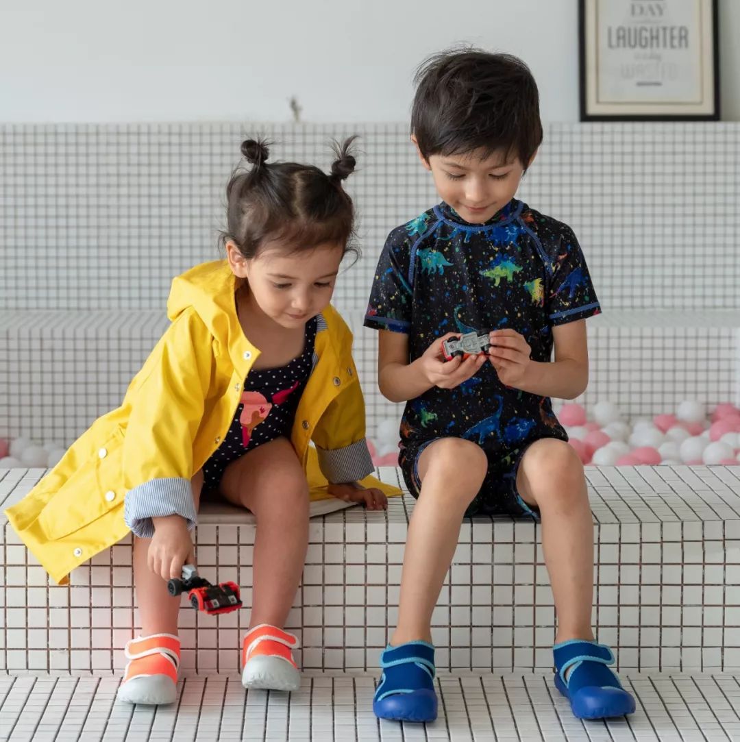 小蓝羊儿童凉鞋,舒适百搭不磨脚粗跟凉鞋推荐