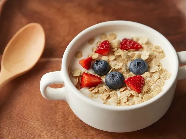 含有益生菌的酸奶必须冷藏吗,市面上比较好的益生菌酸奶