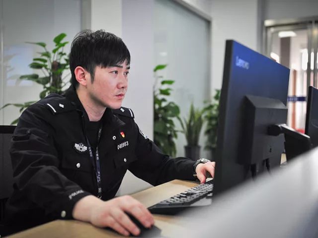 警察小故事100个,警察小故事免费