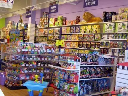 河南竟有这么多超级牛的小镇！有你家乡吗；河南医生高铁救人后被要求写证明材料，他这样说……丨大河早新闻（语音版）