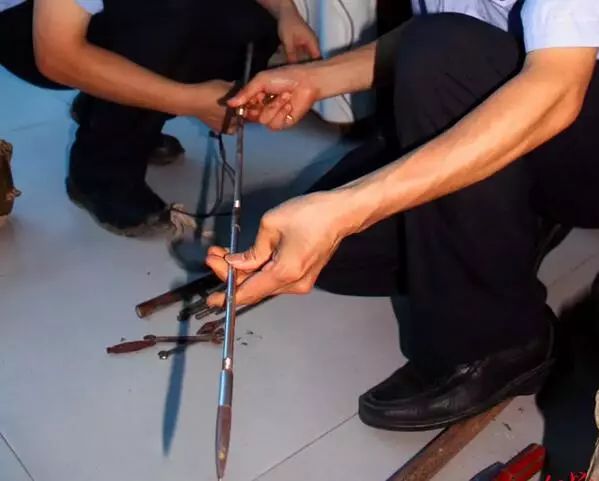 河南竟有这么多超级牛的小镇！有你家乡吗；河南医生高铁救人后被要求写证明材料，他这样说……丨大河早新闻（语音版）