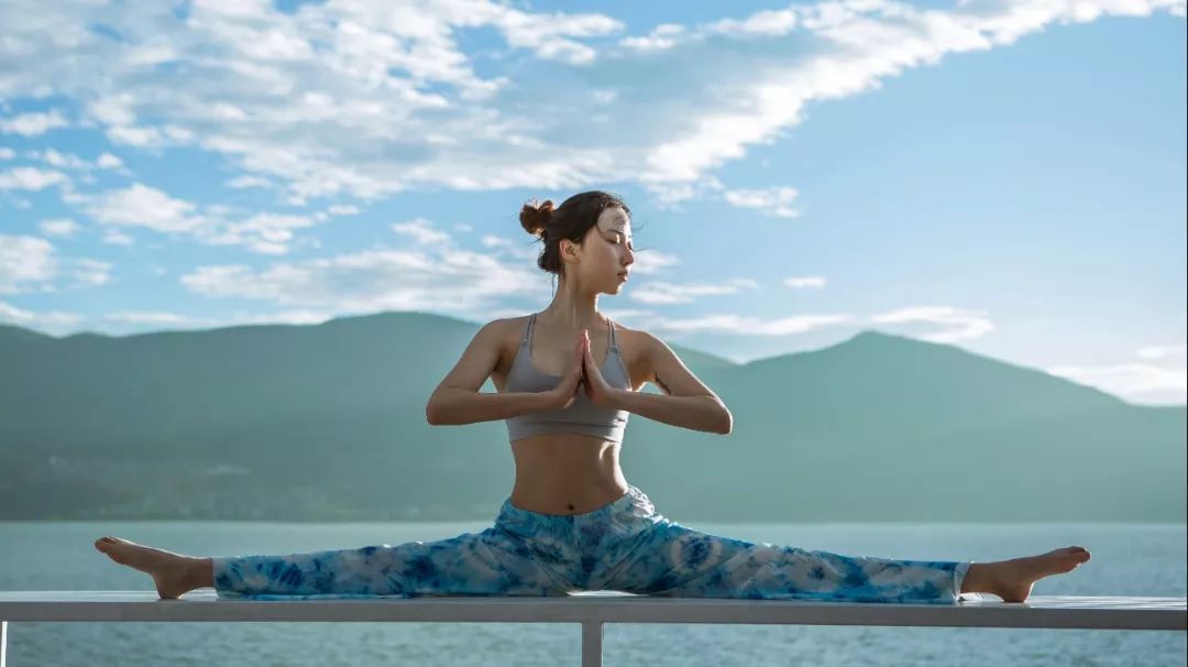 刘涛、沈月塑形私教:每天15分钟,教你轻松打造一双长白细直性感美腿