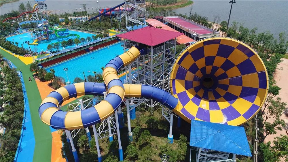 冲鸭游乐场,昭山水上乐园海啸池