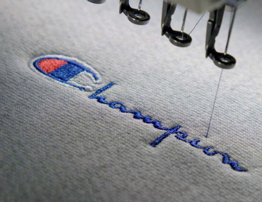 champion明星穿搭,全新champion冠军日版圆领卫衣