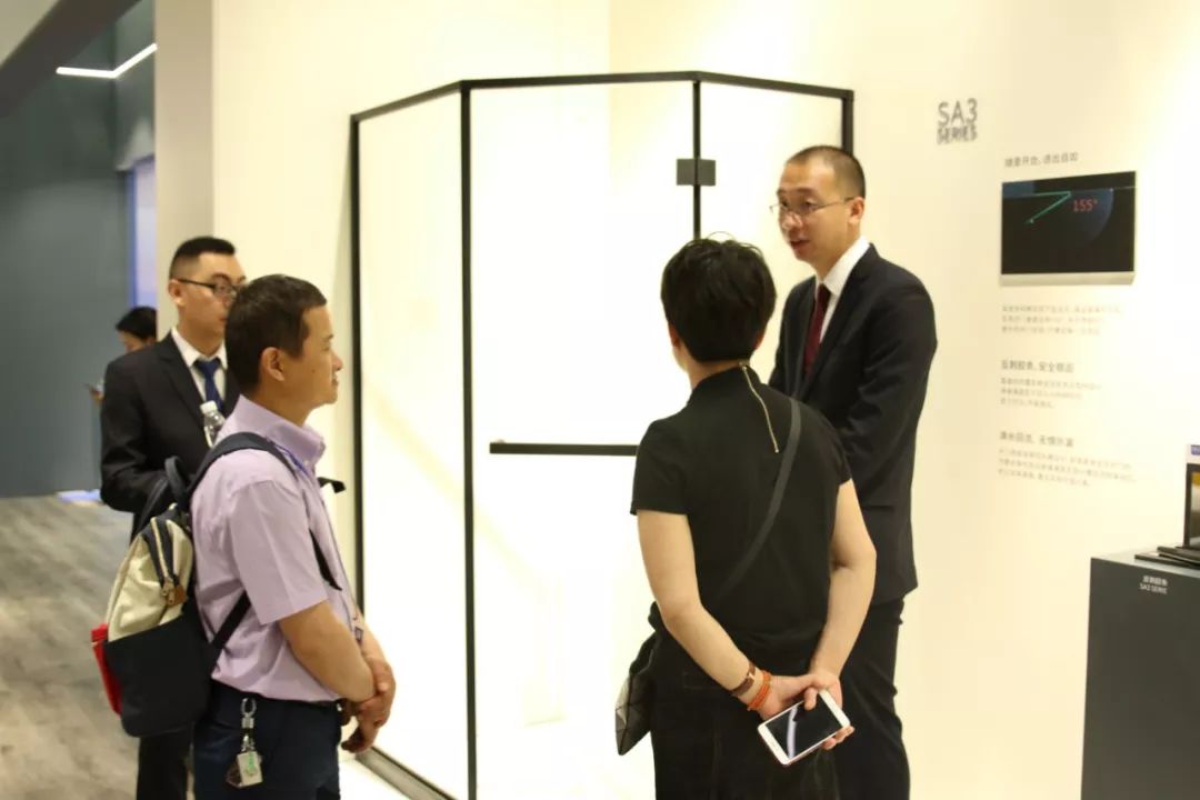 资讯|德立发布2019新品淋浴房，Marshall新款便携音箱上市