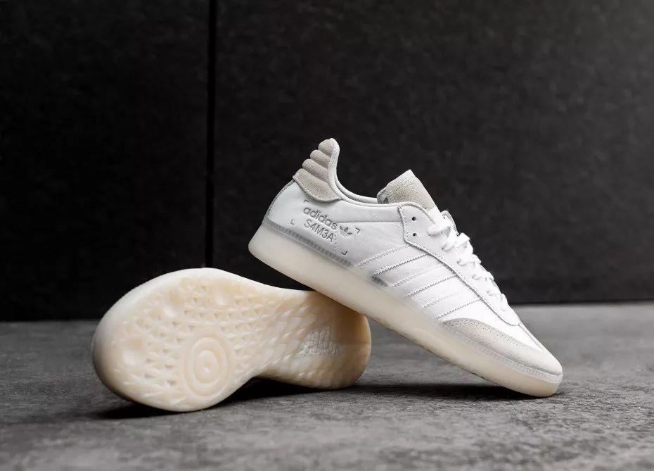 你为什么会买白色鞋?│《每周冷门球鞋大赏》