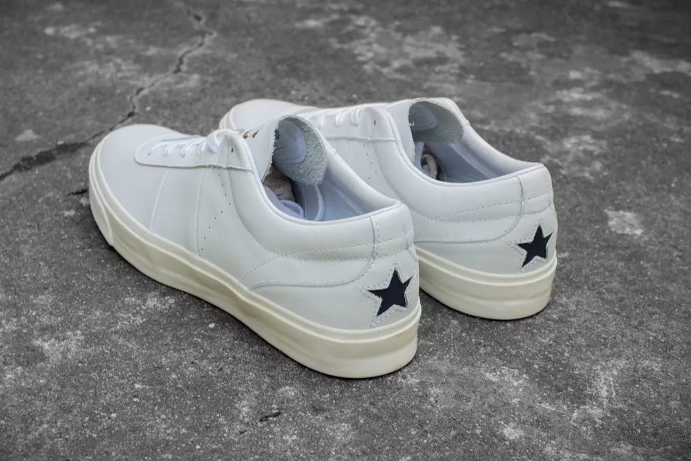 你为什么会买白色鞋?│《每周冷门球鞋大赏》