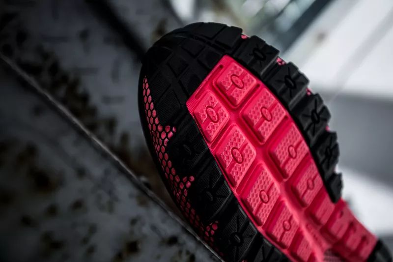 中底厚实的耐克跑鞋,ua最好穿的跑鞋