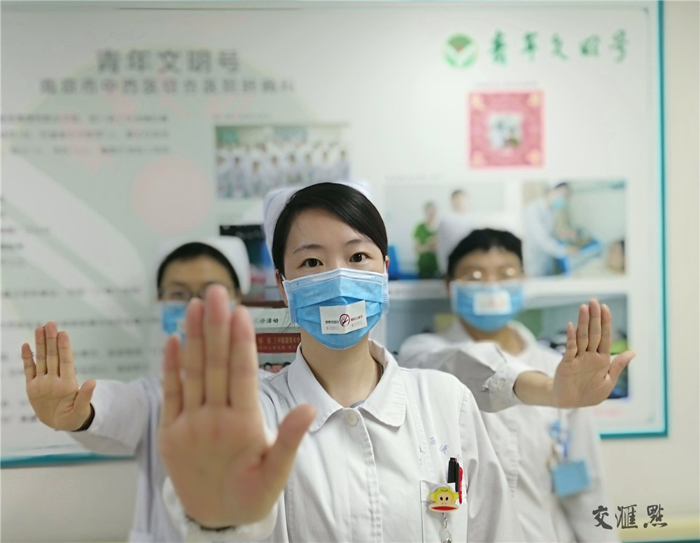 快掐灭你手中的烟！这十个科室的专家都很担心你！