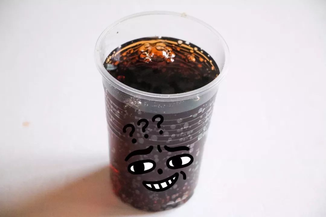 绝交!六一节竟然送我香菜薯片、虫子和卫生巾?