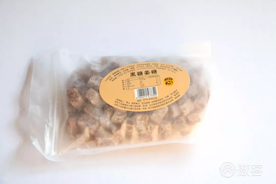 绝交!六一节竟然送我香菜薯片、虫子和卫生巾?